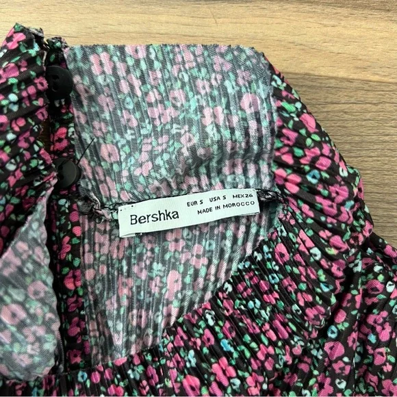 Bershka Long Sleeve Dainty Floral Print Pleated Mini Dress Size Small - Picture 8 of 14